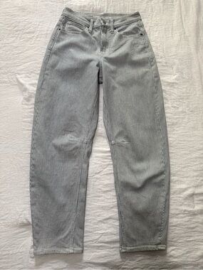 Old Navy High Waisted Barrel Leg Jeans Womens Size 4 Blue White Stripe